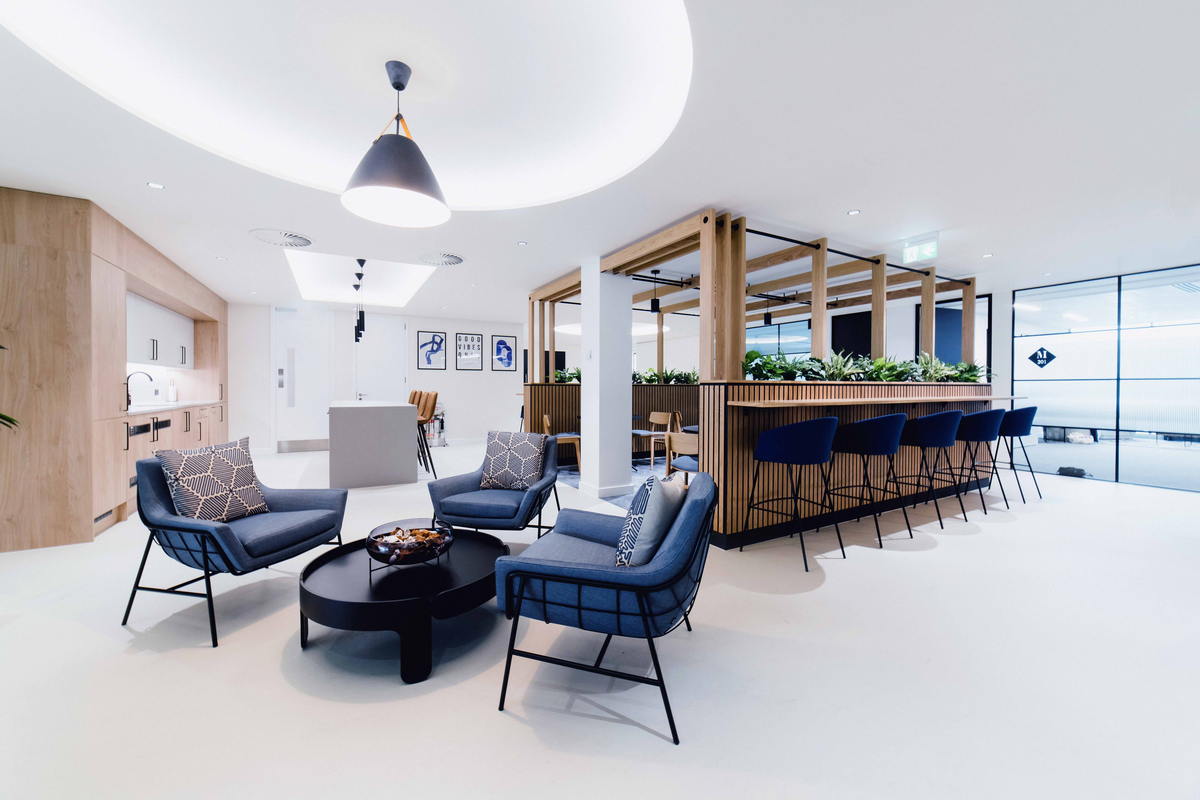 Home Me Mortgages meeting lounge